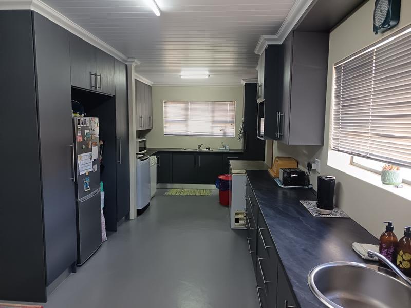4 Bedroom Property for Sale in Hartenbos Heuwels Western Cape